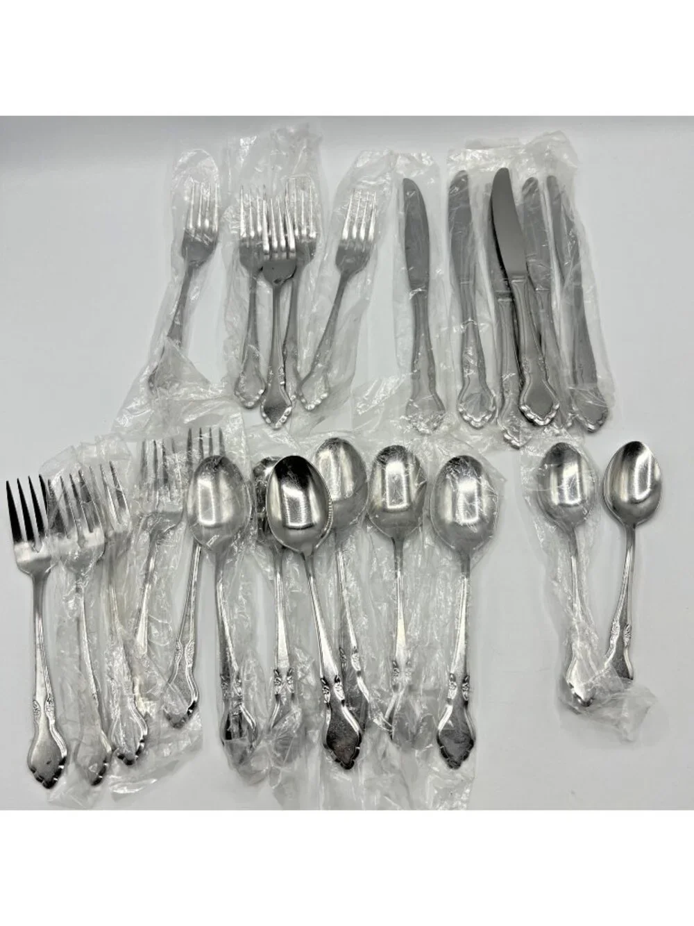 Oneida Northland Musette Flatware 24 Pcs Forks Knives Spoons